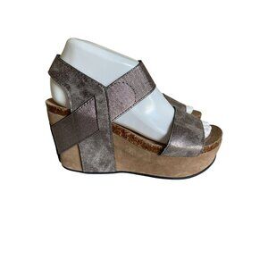 Pierre Dumas Hester Size 7.5M Platform Sandals Ankle Strap Gold Brown Tan